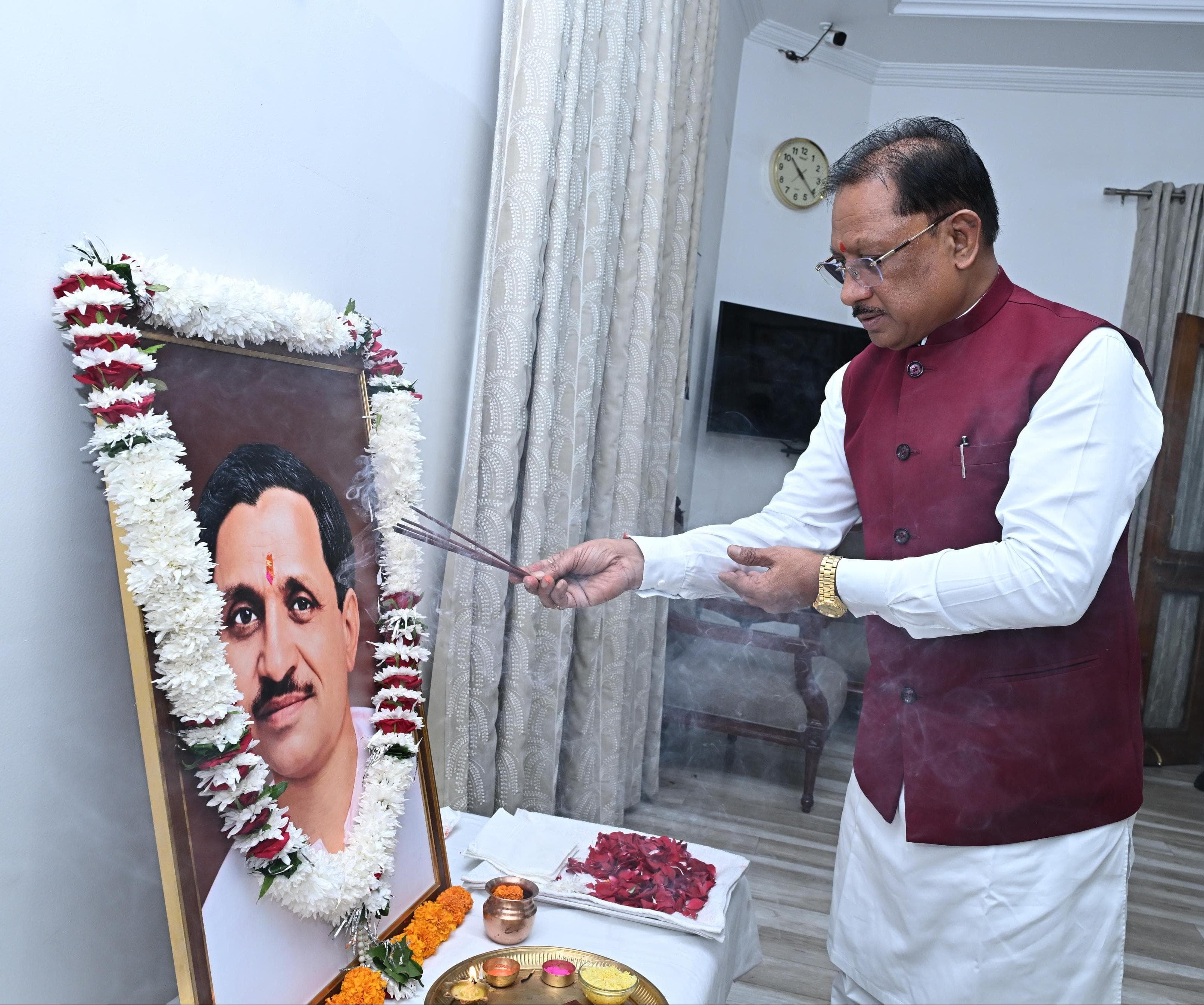 Deendayal Upadhyaya Jayanti: मुख्यमंत्री साय ने पंडित दीनदयाल उपाध्याय को किया नमन, अंत्योदय के संकल्प पर दिया जोर