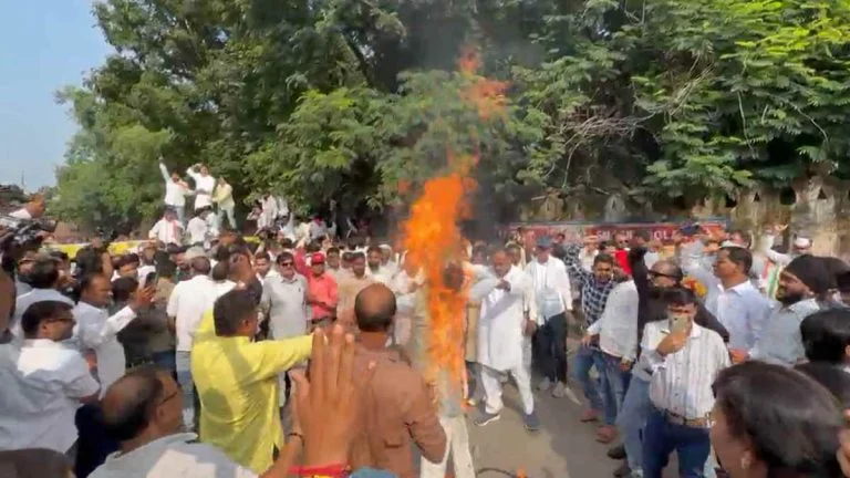 Raipur Congress Protest: SIR के मुद्दे पर कांग्रेस का प्रदर्शन, CEC ज्ञानेश कुमार को हटाने की मांग