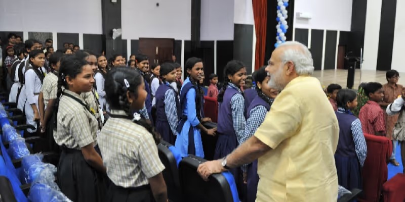 Bastar Education Model: जावंगा एजुकेशन सिटी से बदल रही जनजातीय बच्चों की जिंदगी, NEET से IIT-NIT और ग्लोबल कंपनियों तक पहुंची प्रतिभा