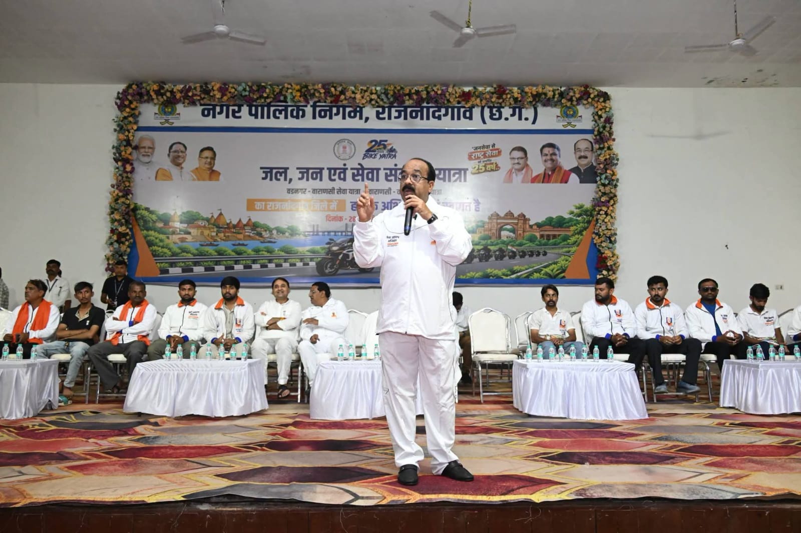 Sports News CG: अरुण साव ने खिलाड़ियों और युवाओं से किया संवाद, बोले- खेल प्रतिभाओं को आगे बढ़ाने प्रतिबद्ध है सरकार
