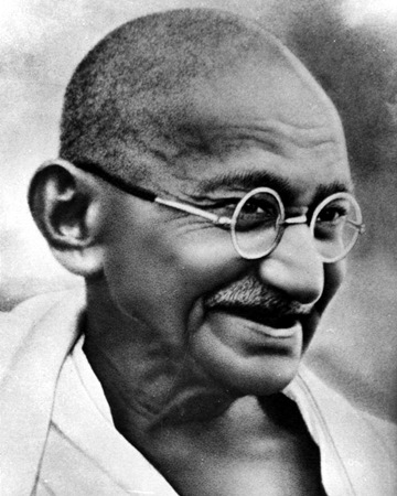 Gandhi Jayanti 2026: सत्य-अहिंसा के प्रतीक महात्मा गांधी की 157वीं जयंती पर जानें जीवन से जुड़े महत्वपूर्ण फैक्ट्स