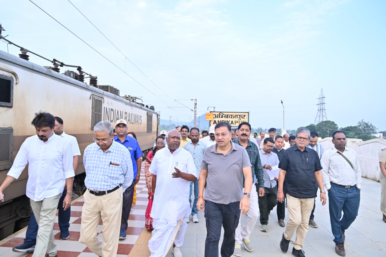 Ambikapur-Delhi Rail Service: अब सप्ताह में दो दिन चलेगी निजामुद्दीन एक्सप्रेस, यात्रियों को मिलेगी सीधी ट्रेन सुविधा